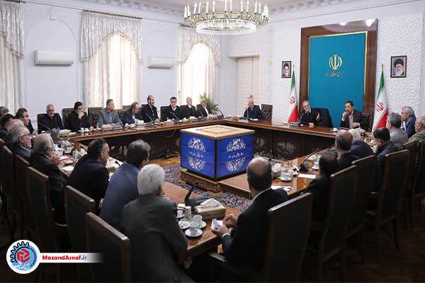 اتخاذ ۴ تصمیم مهم دولت و مجلس برای حمایت از بازار و فعالان اقتصادی