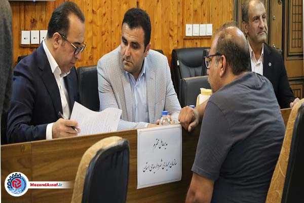 تکریم ارباب رجوع در عمل؛ مدیران سازمان همیاری پای حرف مردم نشستند